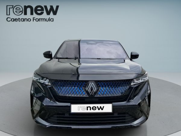 renault-rafale-2025-hibrido-1199cc