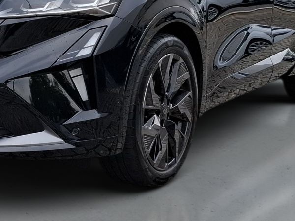 renault-rafale-2025-hibrido-1199cc