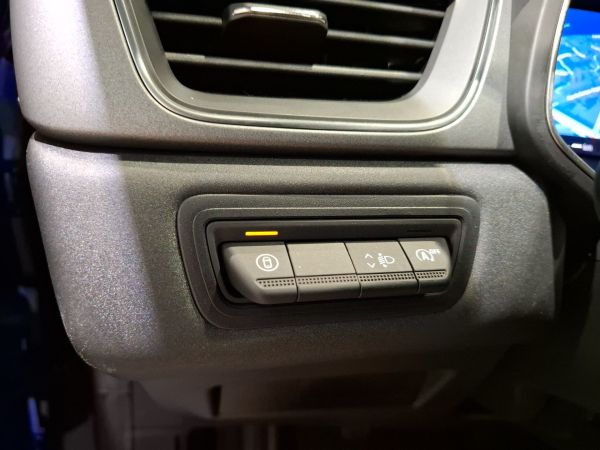 renault-captur-2025-gasolina-999cc