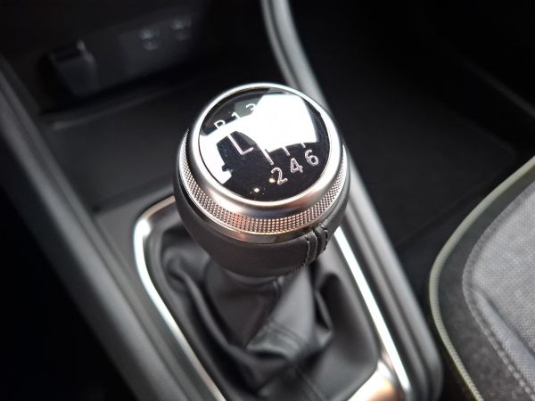 renault-captur-2026-gasolina-1199cc