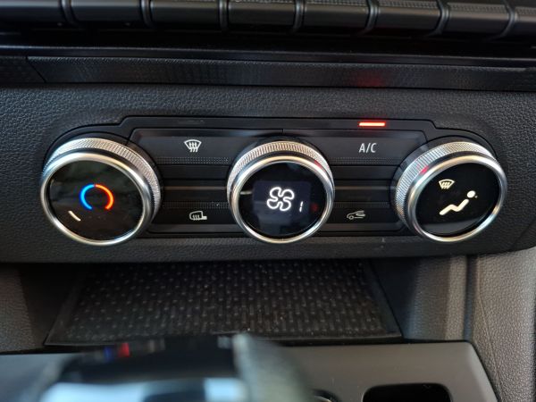 renault-kangoo-2025-eletrico-240cc
