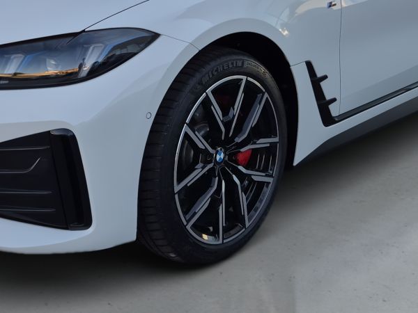 bmw-i4-2025-eletrico-0cc