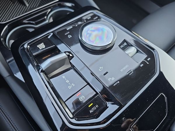 bmw-serie-5-2025-hibrido-1998cc