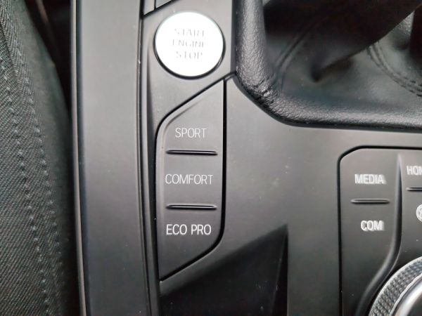 bmw-serie-1-2023-diesel-1496cc