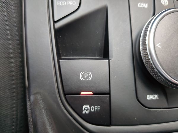 bmw-serie-1-2023-diesel-1496cc