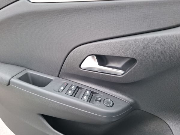 opel-corsa-2024-gasolina-1199cc