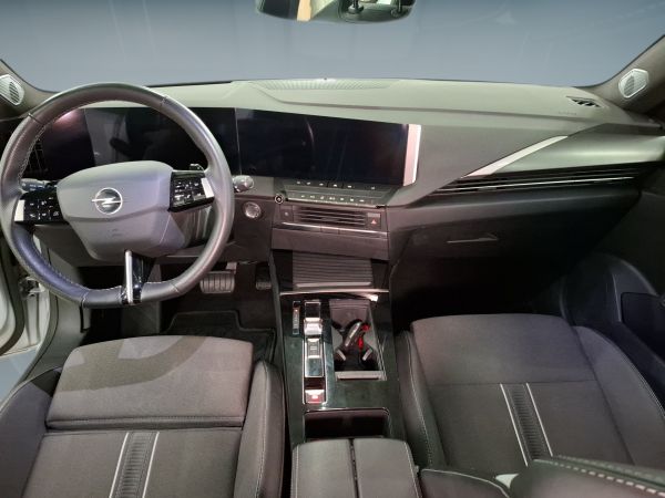 opel-astra-2025-gasolina-1199cc