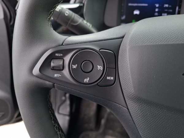 opel-corsa-2024-gasolina-1199cc