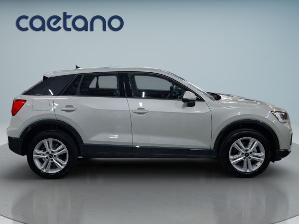 audi-q2-2026-gasolina-999cc