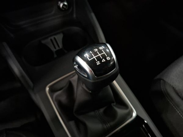 audi-q2-2026-gasolina-999cc