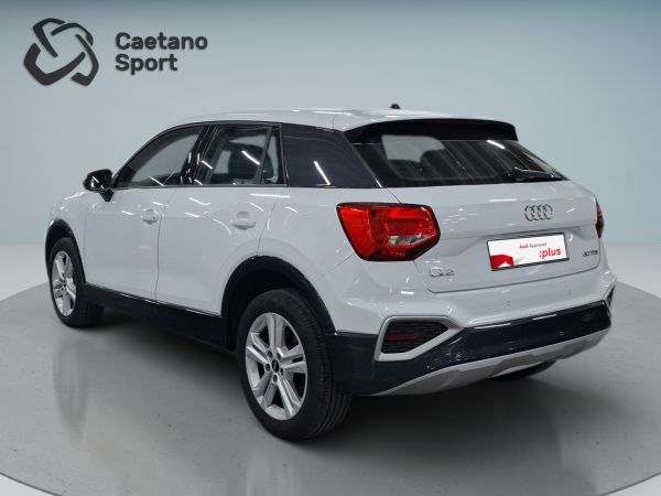 audi-q2-2024-gasolina-999cc