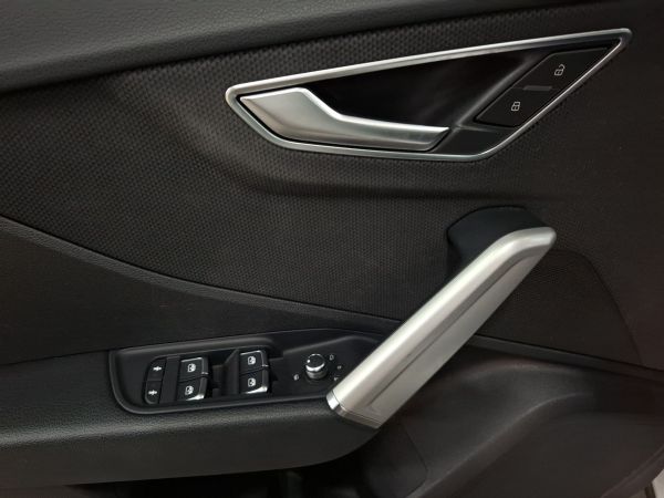 audi-q2-2024-gasolina-999cc