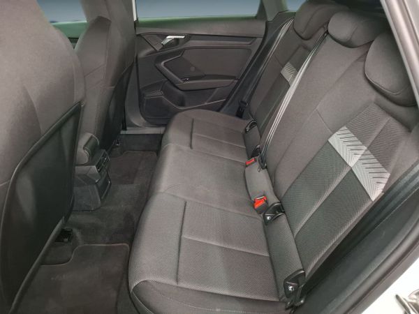 audi-a3-sportback-2024-gasolina-999cc