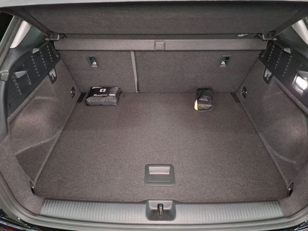 audi-q2-2026-gasolina-999cc