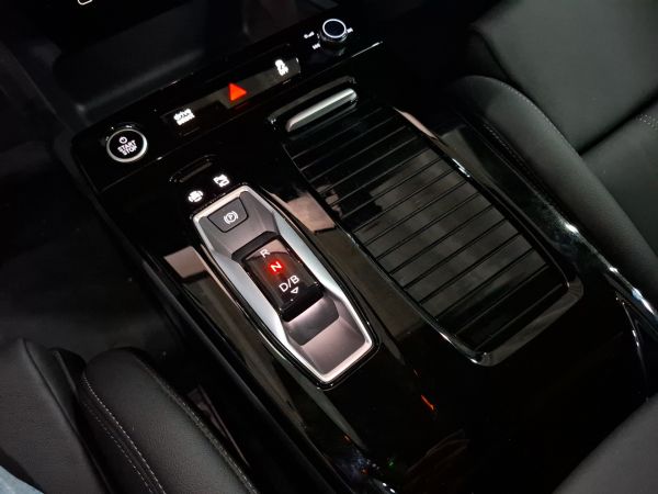 audi-q6-e-tron-2026-eletrico-0cc