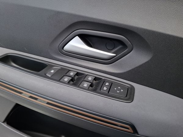 dacia-sandero-2024-hibrido-0cc