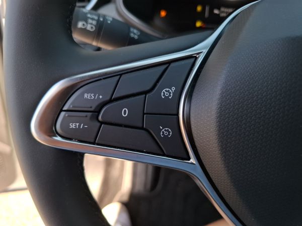 renault-clio-2025-gpl-999cc