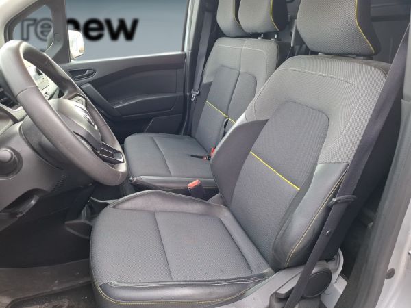 renault-kangoo-2023-diesel-1477cc