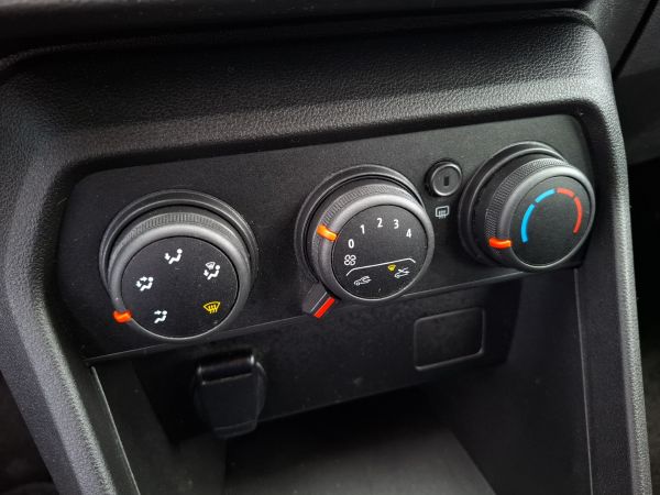 dacia-sandero-2022-gpl-999cc