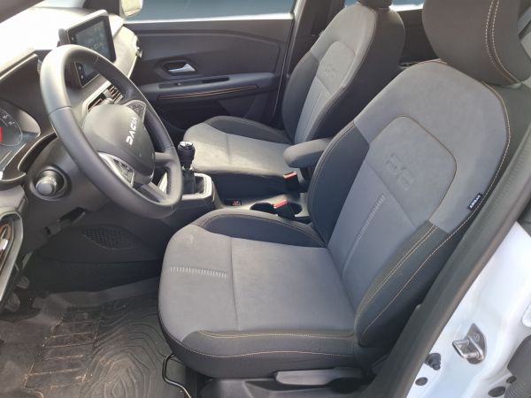 dacia-sandero-2024-gpl-999cc