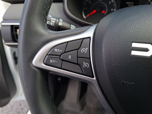 dacia-sandero-2024-gpl-999cc