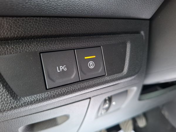 dacia-sandero-2025-gpl-999cc