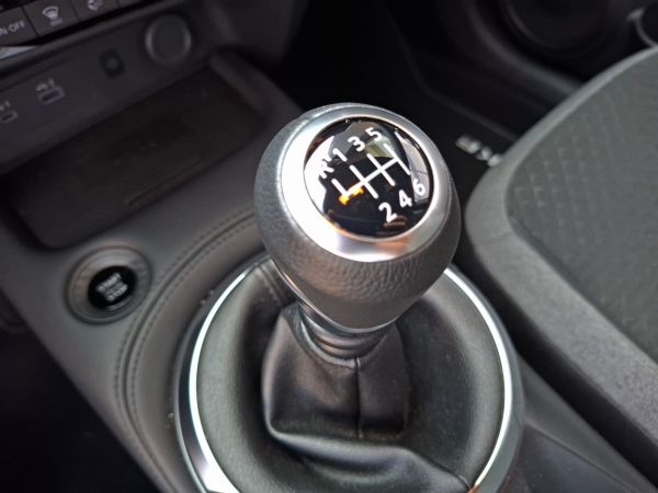 nissan-juke-2025-gasolina-999cc