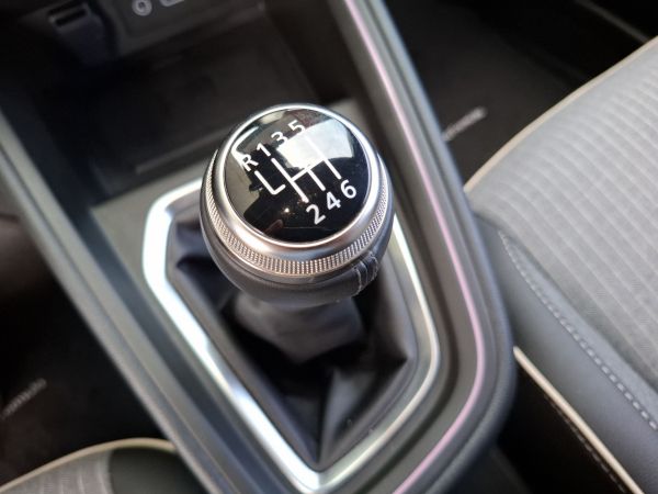 renault-clio-2024-gasolina-999cc