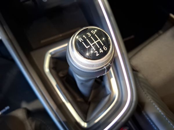 renault-clio-2024-gasolina-999cc