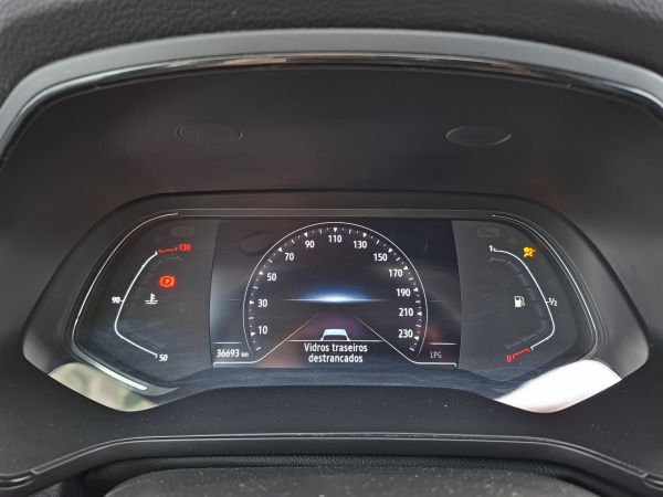 renault-captur-2024-gpl-999cc