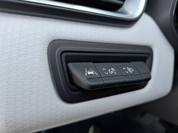 renault-clio-2023-gpl-999cc