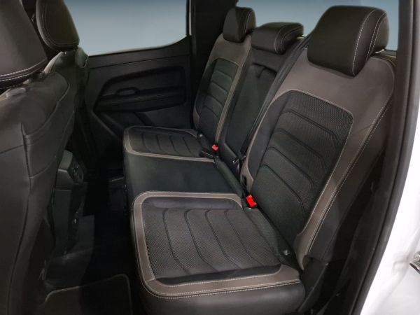 volkswagen-amarok-2025-diesel-2993cc