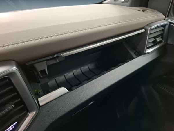 volkswagen-amarok-2025-diesel-2993cc
