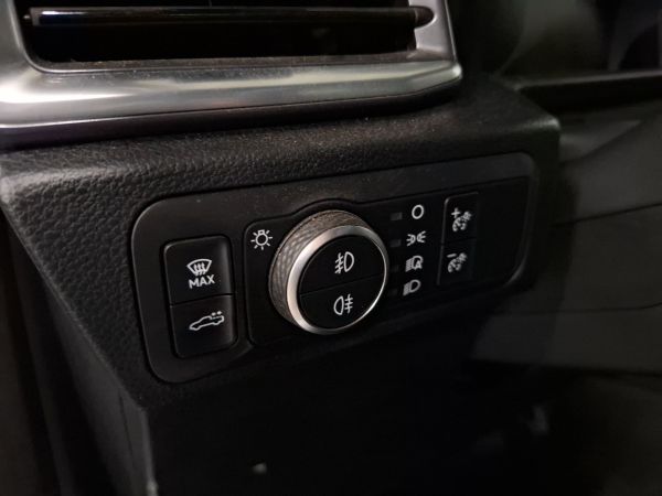 volkswagen-amarok-2025-diesel-2993cc
