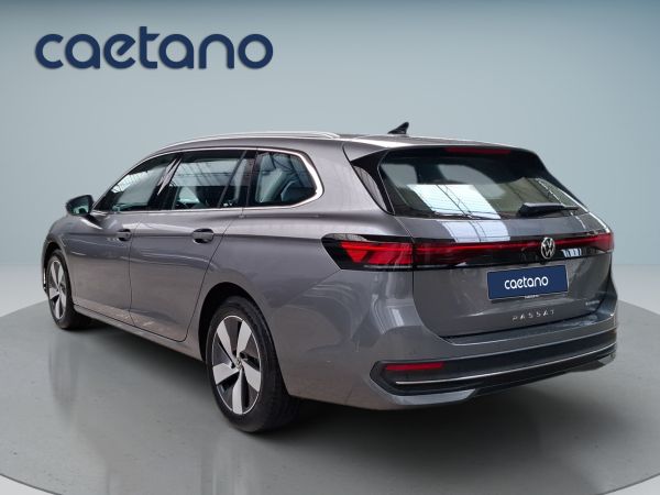 volkswagen-passat-2026-hibrido-1498cc