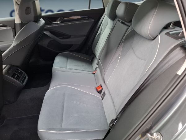 volkswagen-passat-2026-hibrido-1498cc