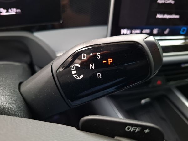 volkswagen-passat-2026-hibrido-1498cc