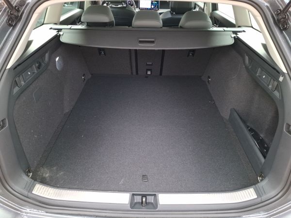 volkswagen-passat-2026-hibrido-1498cc