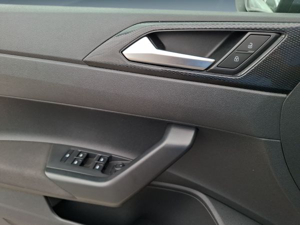 volkswagen-taigo-2025-gasolina-999cc