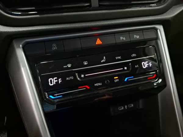 volkswagen-t-roc-2024-gasolina-999cc