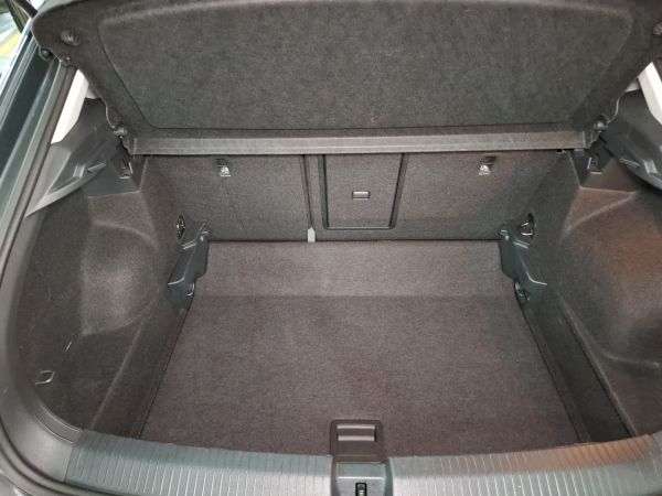 volkswagen-t-roc-2024-gasolina-999cc