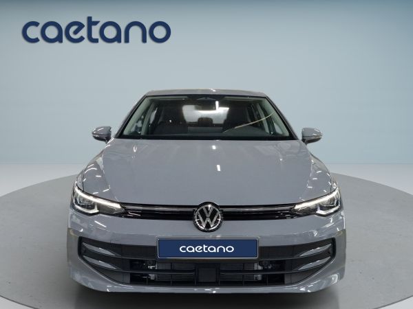 volkswagen-golf-2026-hibrido-1498cc