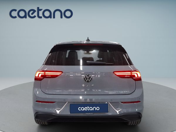 volkswagen-golf-2026-hibrido-1498cc