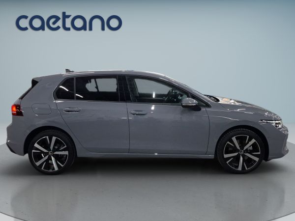 volkswagen-golf-2026-hibrido-1498cc