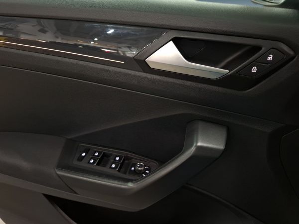 volkswagen-t-roc-2019-gasolina-0cc