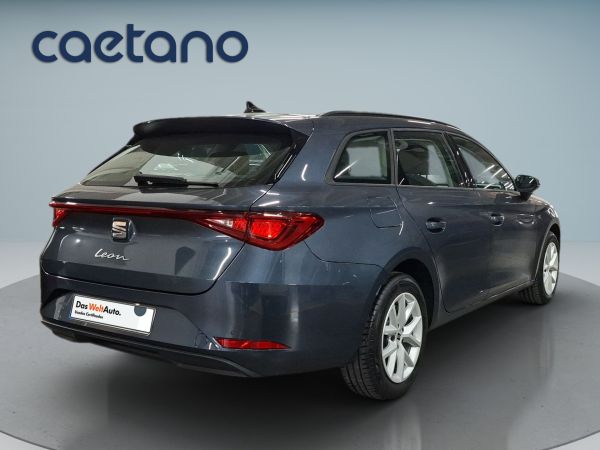 seat-leon-2024-diesel-1968cc