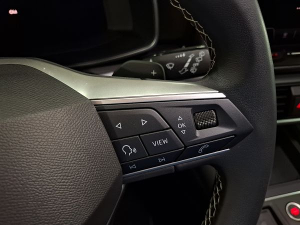 seat-leon-2024-diesel-1968cc