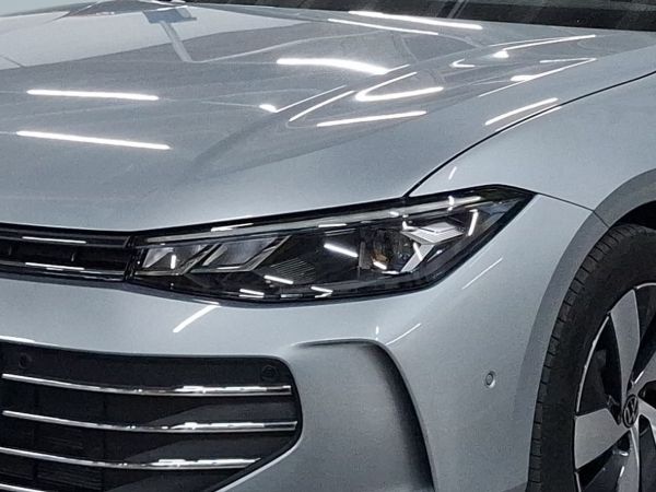 volkswagen-passat-2025-hibrido-1498cc