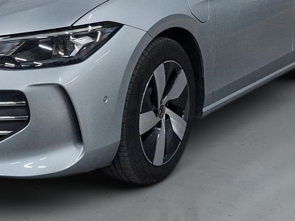 volkswagen-passat-2025-hibrido-1498cc
