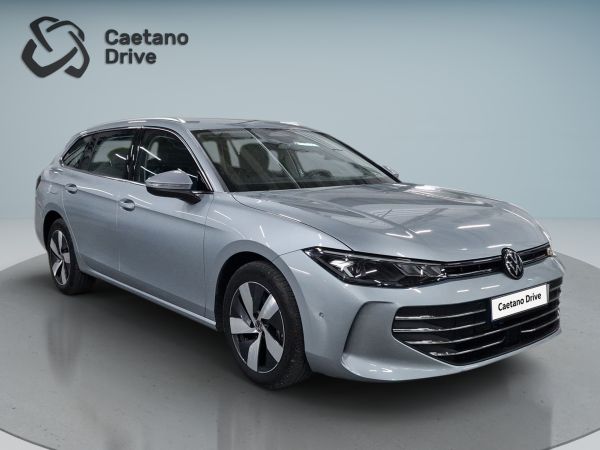 volkswagen-passat-2025-hibrido-1498cc
